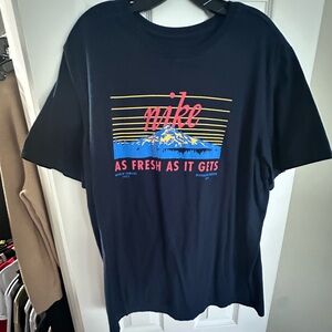 Nike Men's Navy Mountain Graphic Tee